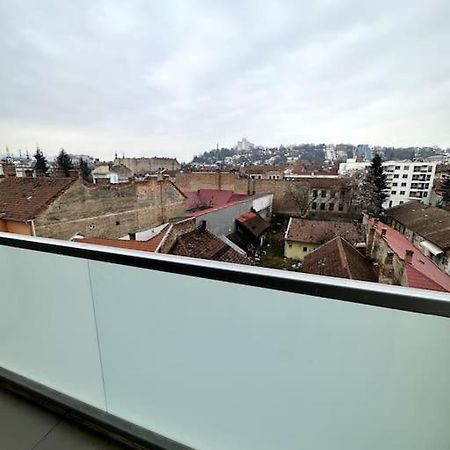 Central River Apartment คลูจ-นาโปกา ภายนอก รูปภาพ